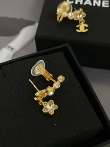 Chanel CC Diamond Star Earrings Gold