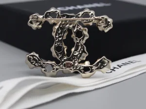Chanel Metal Flowers Link Brooch
