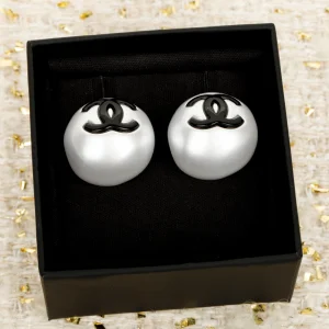 Chanel CC Logo Pearl Earrings