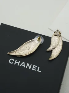 Chanel Gold Metal Leaf Earrings